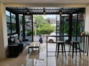 ก้านกล้วยแมนชั่น Gankluy Mansion